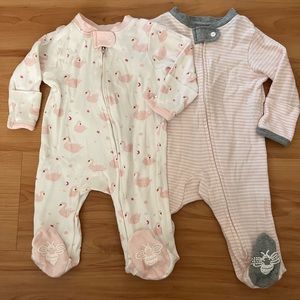 Burt’s bees organic cotton pajamas 0-3 months.
